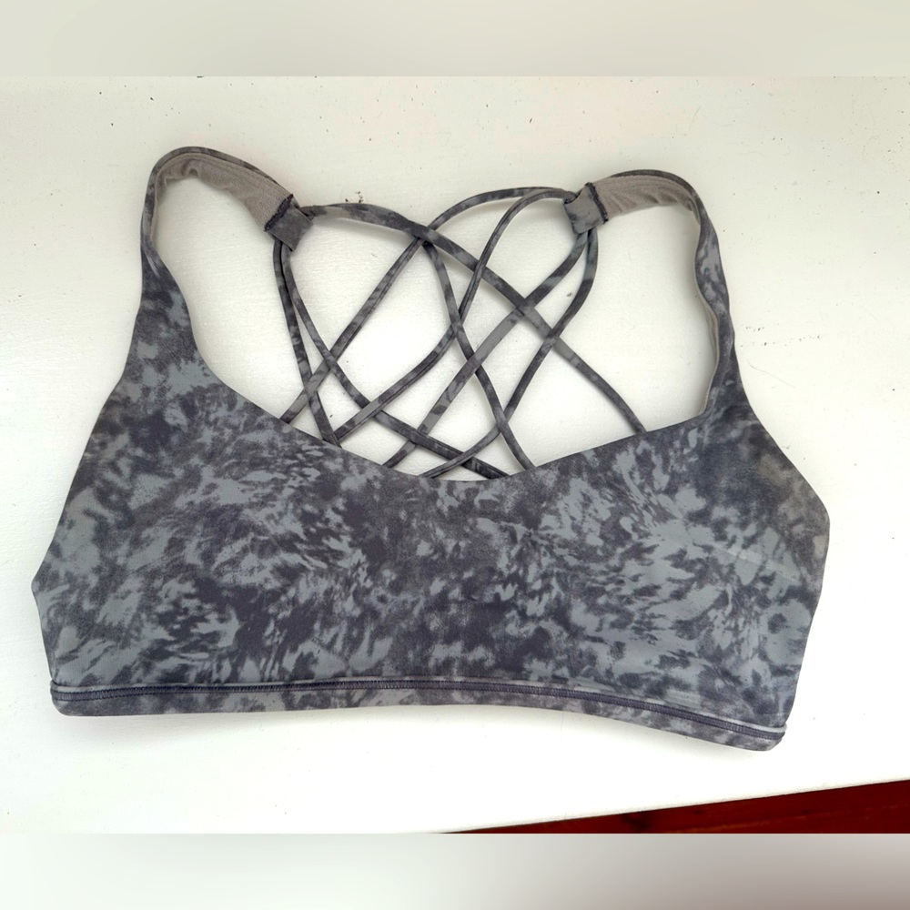 Grey lululemon free to be sports bra